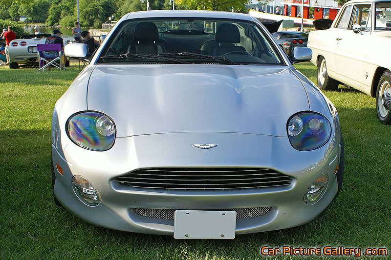 Aston Martin DB7 Vantage Front