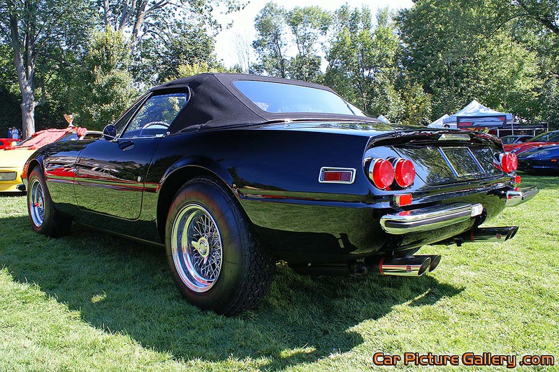 Ferrari 365 GTS 4 Rear Left