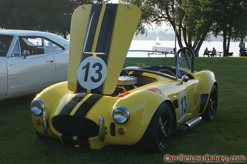 Picture of a Yellow 427 Cobra