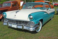 Ford Fairlane Pictures