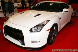 Nissan GT R Pictures