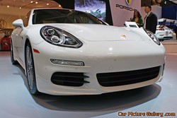 Porsche Panamera E Hybrid Pictures